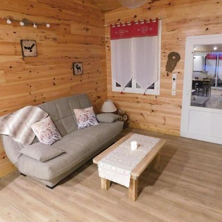 Logement Paisible A La Campagne Aubarede Экстерьер фото